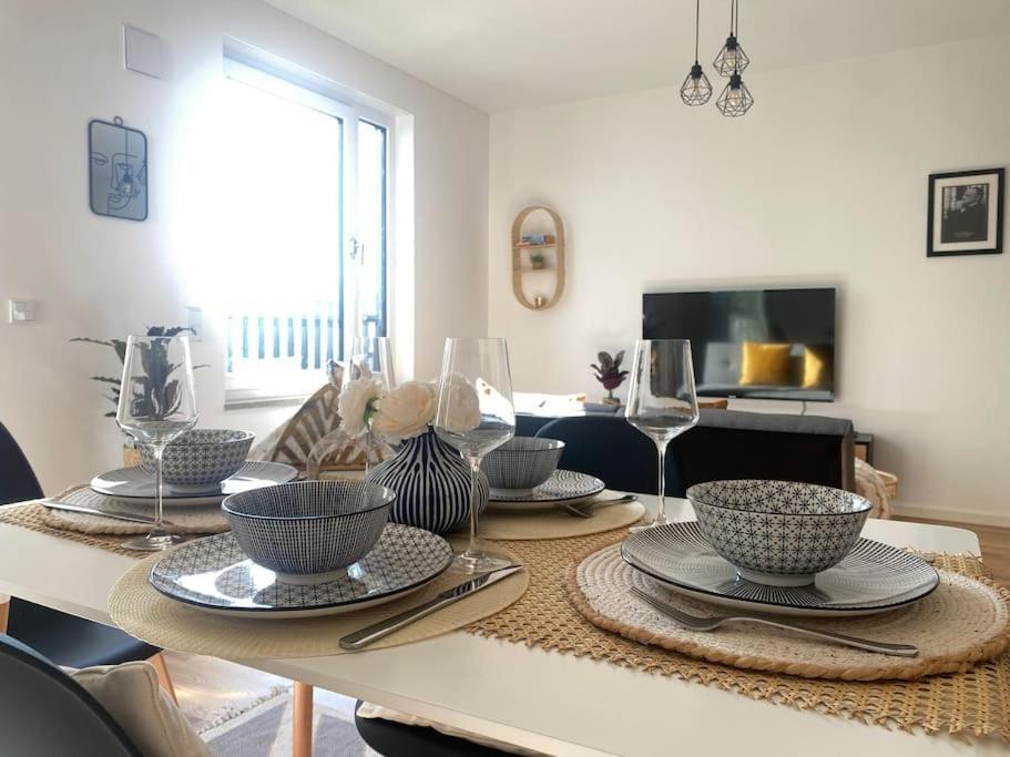 Apartment Am Flughafen, Glasfaser-Internet, Waschmaschine Schönefeld Dış mekan fotoğraf